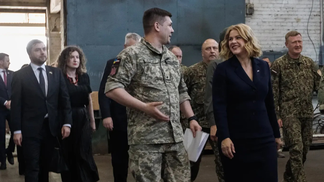 Латвія надала Збройним силам України бронетранспортні засоби Patria