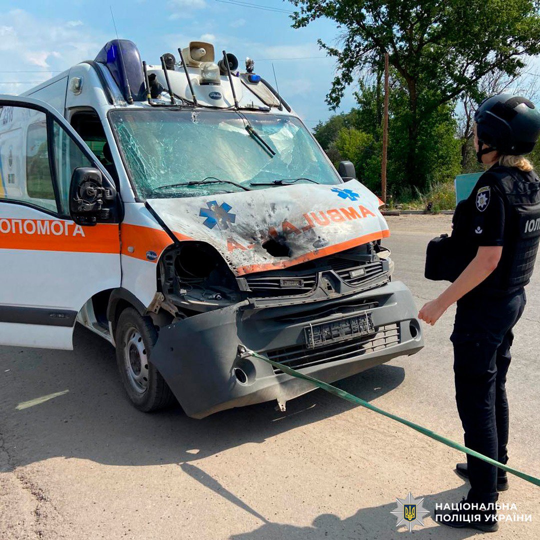 Російські війська атакували швидку допомогу на Харківщині – двоє медперсоналу поранені