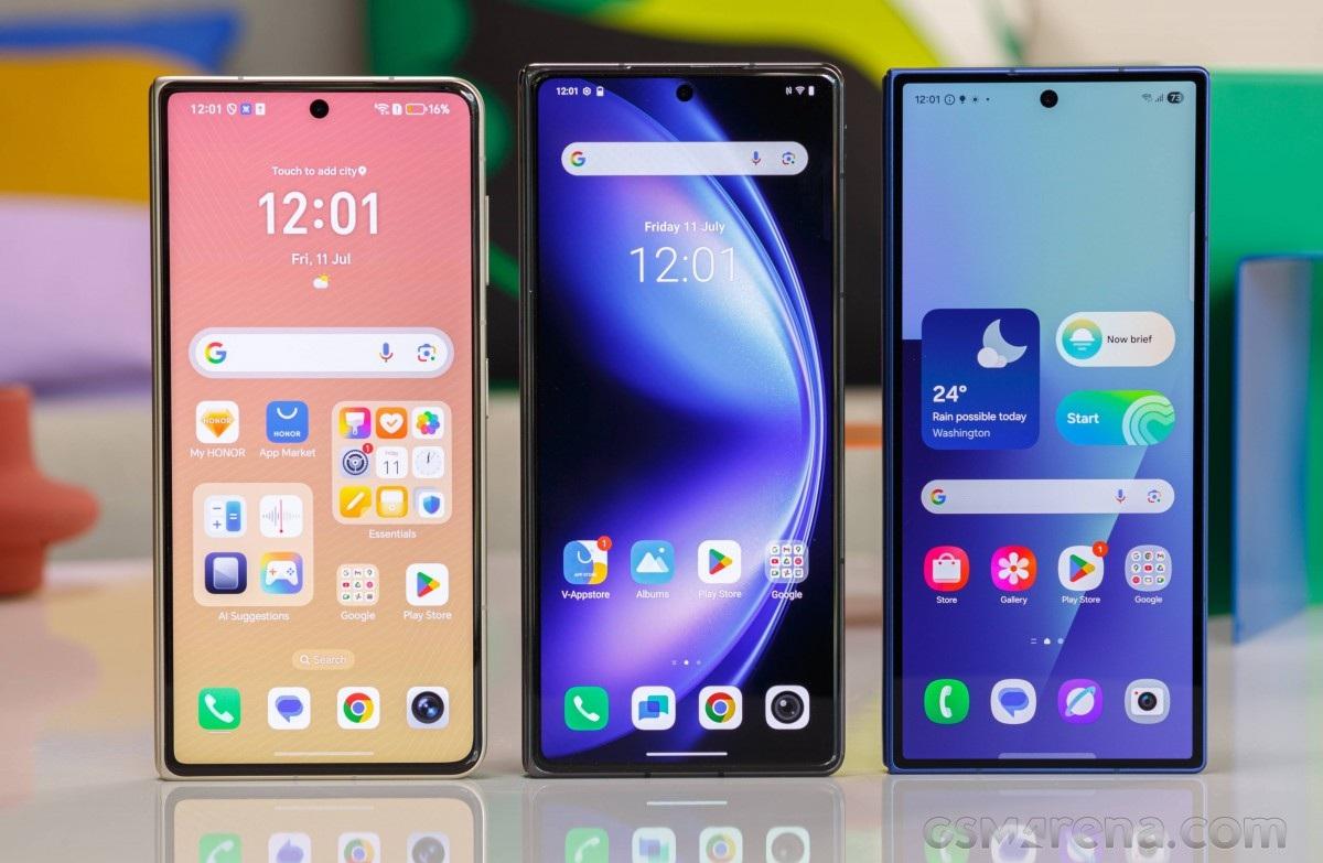 Honor Magic V5, vivo X Fold5 та Galaxy Z Fold 7 / фото GSMArena