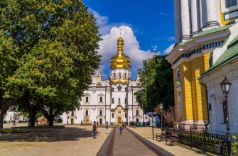 Покрова, Дмитра та батьківська субота: церковний календар на жовтень 2025 року