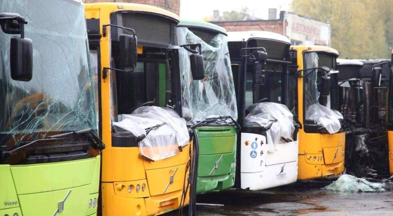 сломанные автобусы