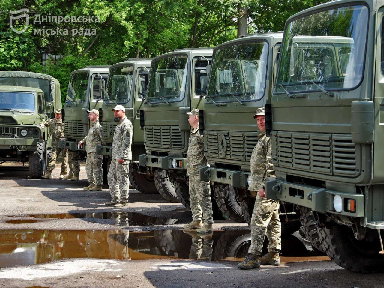 Автомобілі для військових