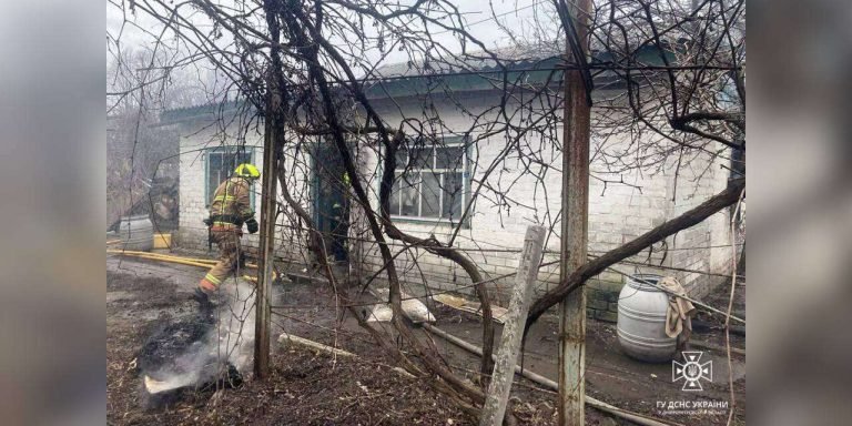 У Дніпровському районі через пожежу у будинку загинув чоловік