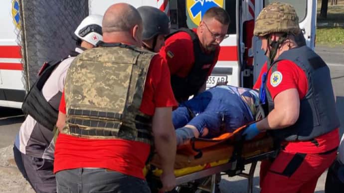 Російські війська обстріляли Нікополь: загинула одна особа, п’ять отримали поранення