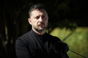 Показ сили може змусити Путіна сісти за переговорний стіл - Зеленський