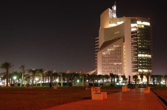 Іран вдарив дронами по штаб-квартирі нафтової компанії Кувейту Іран вдарив дронами по штаб-квартирі нафтової компанії Кувейту