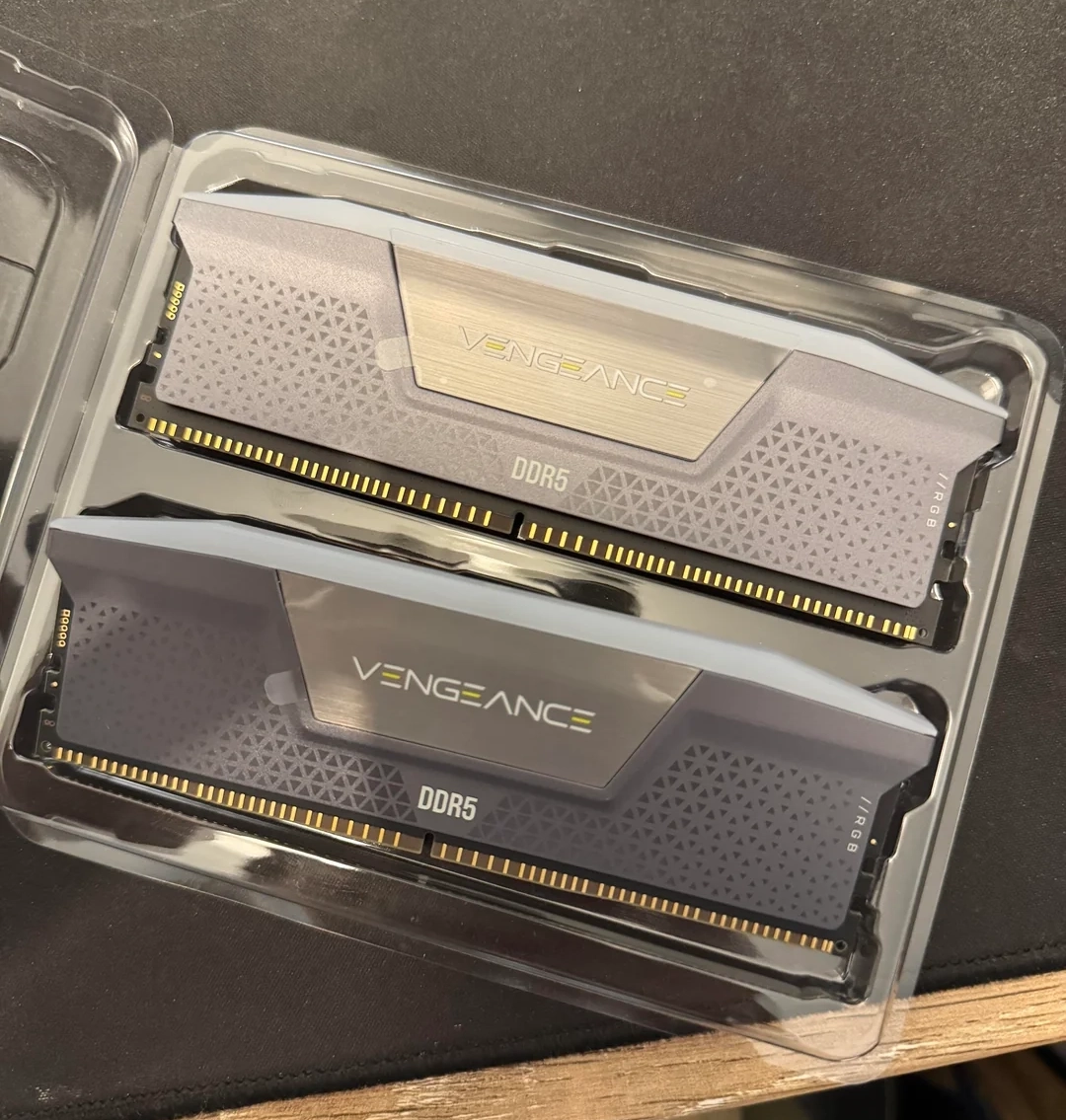 Користувачі замість пам