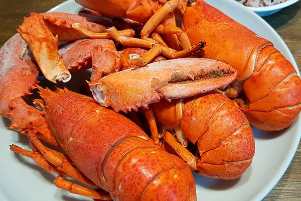 Лобстери