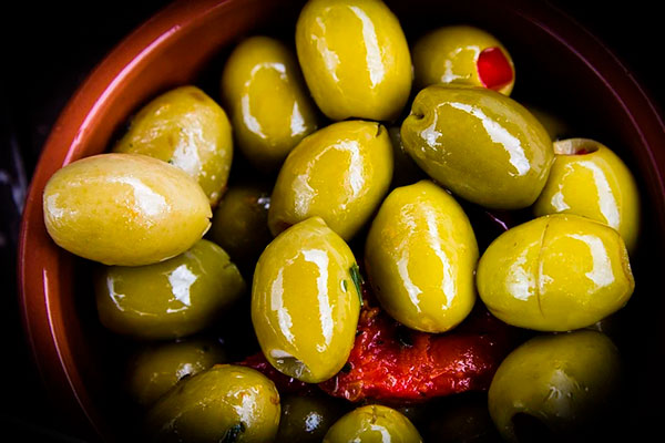 Оливки, маслини