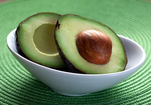 Авокадо: його переваги та 10 корисних страв із авокадо