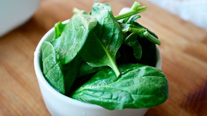 Шпинат: його переваги та 10 корисних страв для здорового харчування