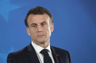 Макрон відвідає похорон Папи Франциска