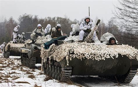 Швидкість перекидання військ НАТО на схід у разі нападу РФ викликає занепокоєння аналітиків