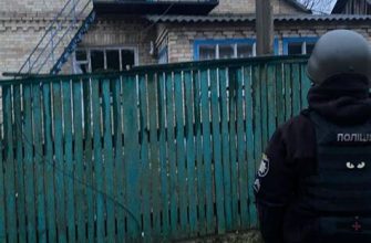 На Київщині зафіксовано наслідки атаки: зруйноване майно, спалах пожежі