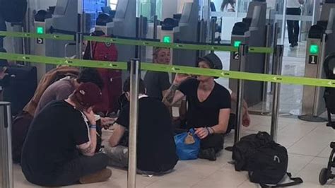 У Іспанії батьки залишили сина в аеропорту через проблеми з його паспортом