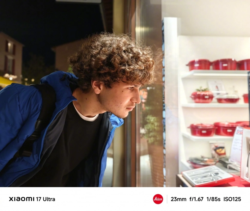 Xiaomi 17 Ultra знімає феєрверк з дрона та демонструє себе з різних ракурсів у офіційних відеоматеріалах